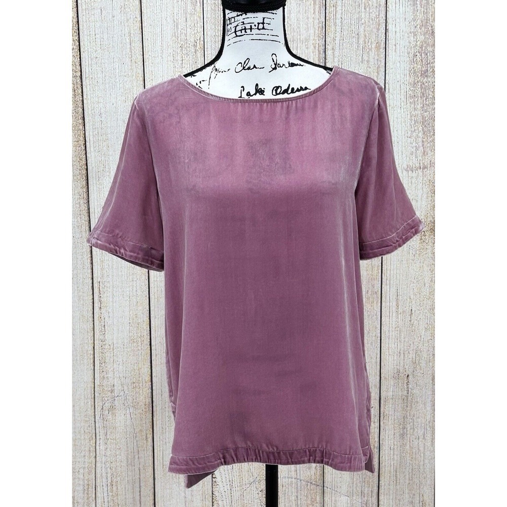 Sundance Velvet Forever Top Size Small Short Sleeve Shirt Rayon Silk Blend Lilac